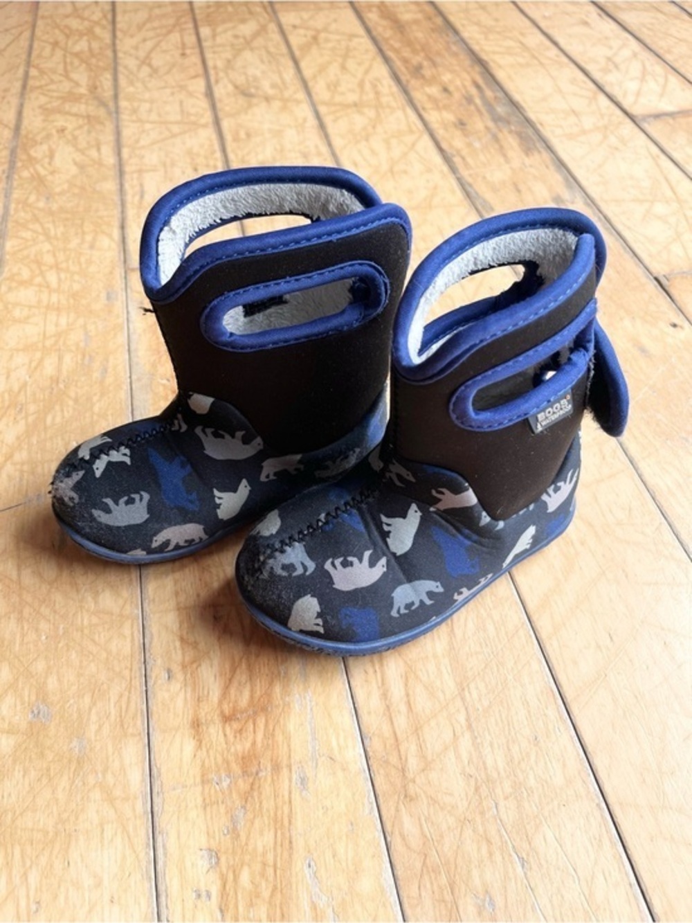 Bogs Baby Mid-Season Fall Spring Bear Print, Size 7 (toddler)